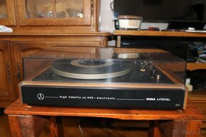 Gramofon TESLA NC-440 - 2