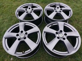 č.22. R17 VW Antracitové 5x112 - 2