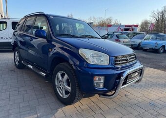 Toyota Rav4 2.0 VVT-i benzín manuál 110 kw - 2