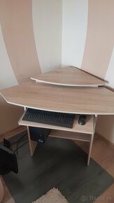 Stolík na PC počítač - 2