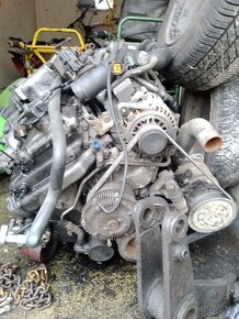 Predaj motor na Nissan patrol  tip zd30 - 2