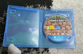 predávam Minecraft na ps4 - 2