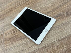 iPad mini 4, 16 GB - 2