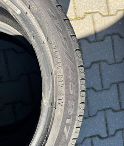 Pirelli Cinturato P7 225/45 R17 - 2