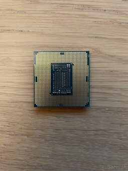 Predám procesor Intel Core i5 8400 - 2