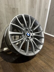 BMW 5 - F10, F11 - 4x zánovní orig. ALU 5x120 R18 - 2