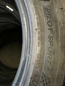 MICHELIN PILOT SPORT 4 225/45 R17 - 2