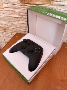 Xbox Series ovládač - 2