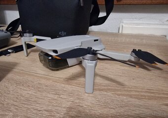 Dji 2 mini fly combo - 2