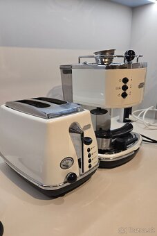 Kávovar+hriankovač Delonghi - 2