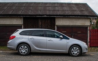 Opel Astra ST 1.7CDTi ECOTEC 81kW M6 - 2