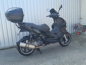 Gilera Runner 200 ST - 2