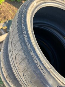 Pirelli 255/35 R20 - 2