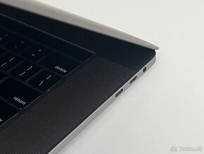 MacBook Pro 15-palcový (2019) 16GB / 256GB Silver - 2