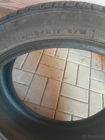 Celoročné/zimné pneu 215/40 r17 - 2