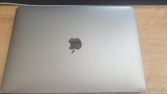 MacBook Pro 13-inch 2017 - i7, 16GB, 512 SSD, Touchbar - 2