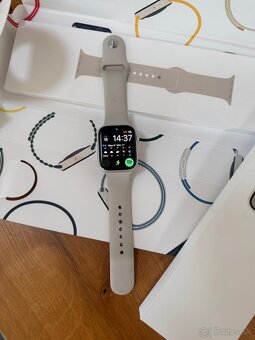 Apple Watch Series 8 45mm - 2