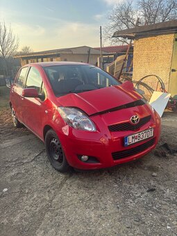 Predám toyotu yaris - 2