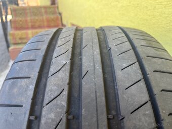 255/35 r19 - 2