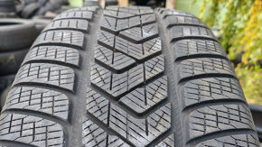 Zimné pneu 255/35 R19 --- PIRELLI - 2