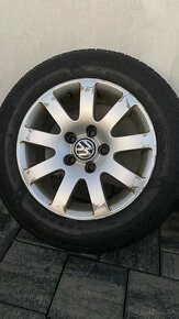 Zimna sada - vw hlnikove disky s 195/65 R15 rozteč 5x112 - 2