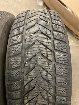 225/60 R17 VREDESTEIN ZIMNE - 2