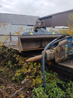 Predám lyžice na traktorbágere JCB 3CX,4CX, Fiat kobelko - 2