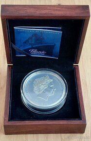 Titanic 110 let, stříbrná mince 5 oz Perleť Antique Finish - 2