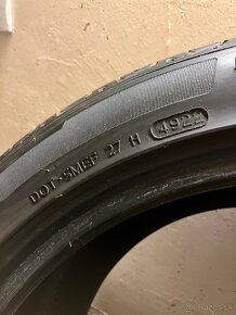 Hankook Ventus S1 Evo2 - 245/45 r18 - 2