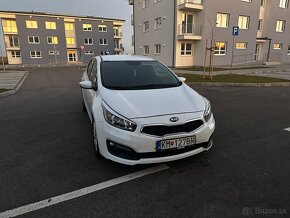 KIA Ceed 1.4 benzín - 2