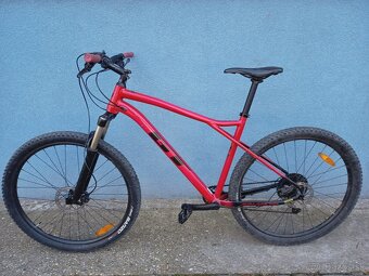 XL 29" horsky bicykel GT - 2