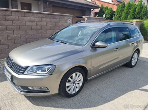 Volkswagen Passat - 2