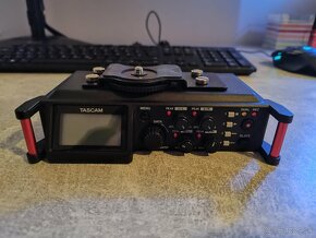 Tascam DR-70D - 2