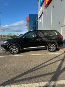 Mitsubishi Outlander 2.2 did Instyle+ - 2