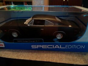 Predam Dodge charger 1969 rt maisto 1 :18 - 2