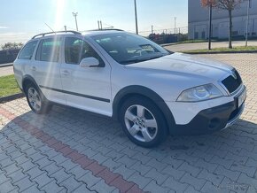 Škoda octavia 2 SCOUT 2.0 103 kw - 2