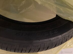 HANKOOK 235/55R19 Ventus S1 EVO3 SUV letné - 2