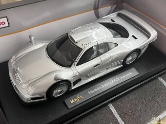 1:18 Mercedes-Benz CLK-GTR Street Version - MAISTO - 2