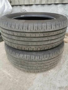 Predám 2ks letné pneu Continental 215/55R16 - 2