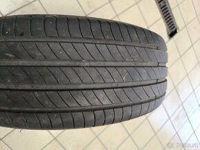 Michelin Primacy 4 215/55 R17 - 2