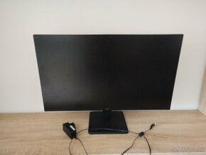 LG Monitor - 2