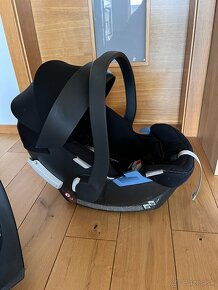 Cybex aton 5 + ISOFIX - 2