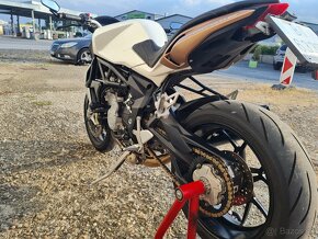 Mv agusta 675 Brutale - 2