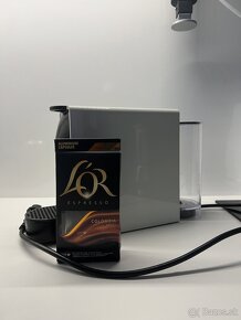 NESPRESSO Krups Essenza Mini kavovar - 2