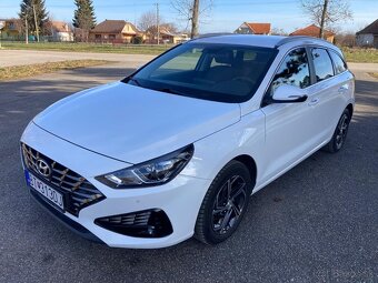 Hyundai i30 CW 1.5 i Family - 2