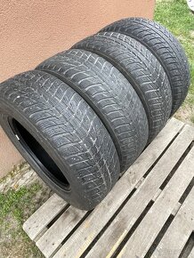 Nokian 215/70 R16 4x=60€ - 2