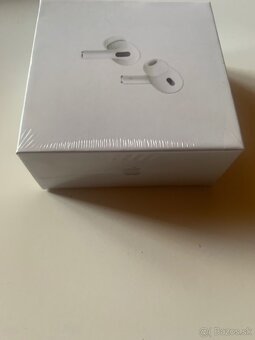 Apple airpods - 2