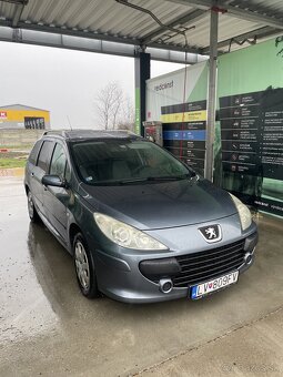 Peugeot 307 sw 7 miestne - 2