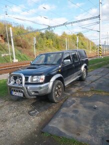 Nissan Navara 2.5TD - 2