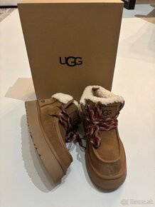 Ugg - 2